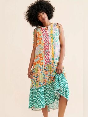 black short sleeve dress maxi Claudetta Black High-Neck Short-Sleeve Split Maxi Dress – Club L London